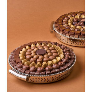 Plateau à chocolat en métal de qualité de luxe Plateau argenté au design fantaisie Porte-chocolat et bonbons pour les fêtes de mariage Plateau de vaisselle de table - Product Image 1