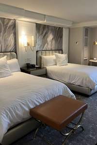 Ensemble de literie d'hôtel classique sophistiqué en satin, série minimaliste ultra-douce, résistante aux plis, luxe 400TC - Product Image 3