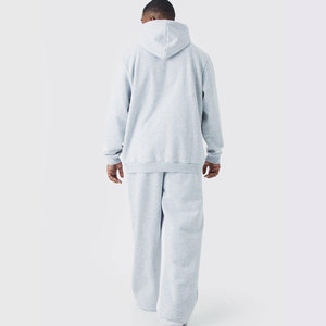 Ensemble de survêtement décontracté gris clair à capuche pour homme en polyester/coton, coupe ample, imprimé délavé, style streetwear, idéal pour l'hiver - Product Image 2