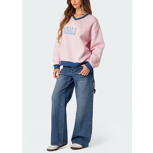 Sweat-shirt décontracté pour femme à col en V surdimensionné personnalisé, à col côtelé, à coupe ample, avec impression de lettres, broderie, manches longues - Product Image 2