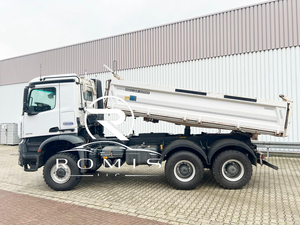 Camión Volquete Usado ACTROS 4141 8x4, 351-450hp, Capacidad 11-20T, Camión de Servicio Pesado para Construcción - Product Image 2