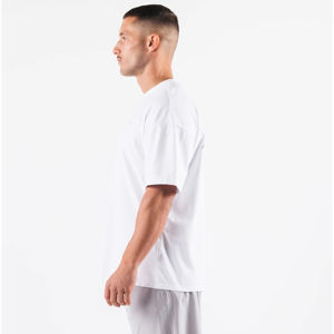 Camiseta de algodón 100% de lujo para hombre, 220gsm, de gran tamaño, Boxy Fit, hombro caído, cuello redondo, Jersey transpirable ligero, patrón sólido frontal - Product Image 3