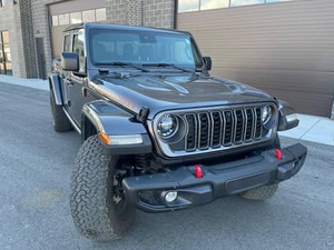 2024 Gladiator Rubicon X 4x4 1 propriétaire AWD automatique (8 vitesses) hautement équipé, différentiels de verrouillage, principalement non modifiés - Product Image 4