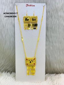 ต่างหูเคลือบทองสไตล์อาหรับสำหรับผู้หญิงชุดเครื่องประดับแฟชั่นทำจากทองเหลืองดีไซน์แบบคลาสสิก - Product Image 1