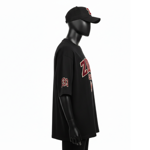 T-shirt pour homme de style boxy, coton lourd 240 GSM, noir, coupe décontractée, col rond, broderie en chenille personnalisée, chemises pour homme - Product Image 3