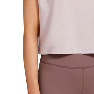 T-shirt court pour femmes en gros, logo personnalisé, manches courtes, tee-shirt décontracté, streetwear d'été, haut en coton, vêtements de mode OEM - Product Image 5