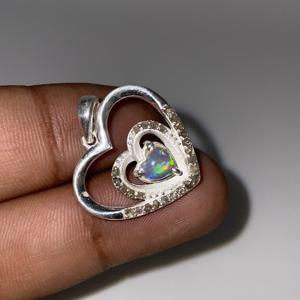 จี้หัวใจเพชรโอปอลสีเงินสเตอร์ลิง925ทันสมัยทำจากสแตนเลสอัญมณีโอปอลเอธิโอเปียธรรมชาติสำหรับปาร์ตี้ - Product Image 2