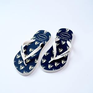 รองเท้าแตะยาง EVA แบบพิมพ์ลายหรือติดลาย คุณภาพสูงจากเวียดนาม สำหรับผู้ชายและผู้หญิง พื้นกันลื่น เหมาะสำหรับใส่กลางแจ้ง - Product Image 1