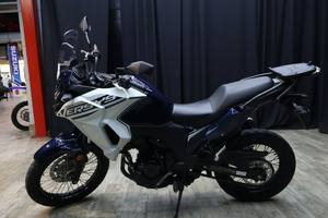 TOUTES LES MEILLEURES Kawasaki Versys-X 300 ABS 300 ABS Nouvelle moto d'aventure bicylindre de 296 cm3 prête à être exportée dans le monde entier - Product Image 3