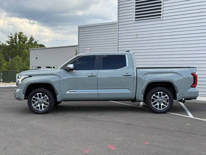 Nueva Toyota Tundra Edición 1794 Estándar 2024 - Product Image 3