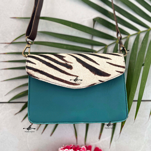 Bolso de cuero reciclado para mujer, bandolera con patrón occidental de piel de animal colorido, bolso multicolor, multiusos, novedad - Product Image 1