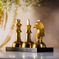 Jeu d'échecs de luxe artisanal en laiton – Élégant plateau de jeu pour intérieur, idéal pour enfants et collectionneurs recherchant un style haut de gamme