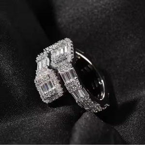 Anillo de Diamante Moissanite Chapado en Oro para Hombre, Estilo Clásico para Cualquier Regalo de Boda - Product Image 5