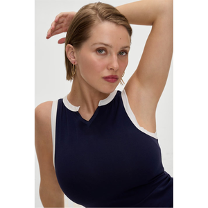 T-shirt à manches courtes pour femmes avec une coupe confortable, chemisier léger d'été pour tenues décontractées, t-shirt en coton pour tous les jours - Product Image 4