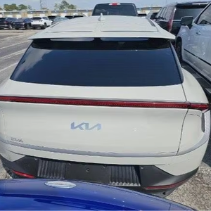 KIA EV6 LIGHT EV 2024, VEHÍCULO ELÉCTRICO USADO DE PRIMERA MANO - Product Image 1