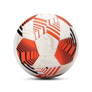 Ballons de football / ballons de football d'entraînement de taille personnalisée, de bonne qualité, au meilleur design, pour une utilisation en plein air - Product Image 3