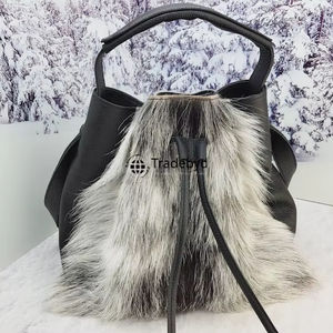 Tradebyd Fashion Pochette en cuir de chèvre Sac à main de luxe fait main Cadeau parfait pour les femmes - Product Image 1