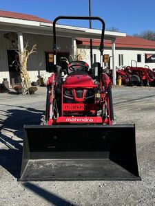 Tractor Mahindra 1120HST de Alta Calidad, Máquina Agrícola en Buen Estado, Mini Tractor 4x4 Disponible para la Venta - Product Image 3