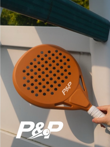 Raqueta de Pádel P&P 12K de Carbono con Protector de Pádel - Product Image 2