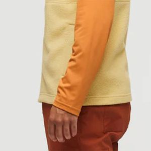 Chaqueta de plumón de ganso ligera personalizada OEM para Hombre | Chaqueta acolchada resistente al agua y empacable para invierno - Product Image 6