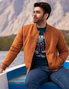 Chaqueta Cargo de Cuero Vintage Impermeable para Hombre, Estilo Urbano, Logotipo Bordado, Cierre de Cremallera, Chaqueta Bomber Extra Grande, Cuello Acanalado, Estilo Vintage - Product Image 3