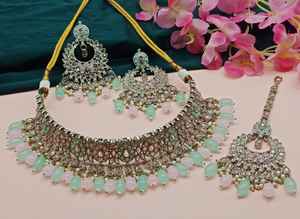 Diseño de flores indias Motipearl de moda tradicional y gota Chapado en oro Pendiente de lujo Maagtika Conjunto de collar y conjunto de joyería - Product Image 6