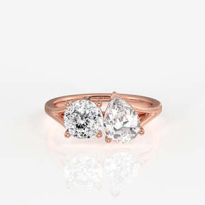 Bague en Moissanite taillée au Portugal en or 14 carats, design Toi Moi - Product Image 6