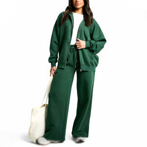 Survêtements évasés pour femmes, faciles à porter, avec haut à manches longues et pantalon évasé confortable. - Product Image 1