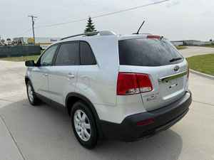 Kia Sorento LX 2011 Usada en Perfectas Condiciones, SUV - Product Image 5