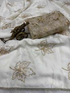 Ropa Étnica India, Seda Vichitra Suave con Bordado de Lentejuelas y Borde de Encaje Preconfeccionado, Colecciones de Saris para Mujer - Product Image 2