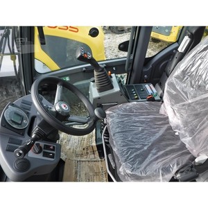 Cargadora de dirección deslizante Wacker-Nutzon WL38 2025 con motor Kubota Deutz, capacidad nominal de 4-6 toneladas, accesorio de cucharón, cargadora de ruedas sobre orugas, usada - Product Image 4