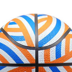Pelota de baloncesto de nuevo estilo de fabricante superior a un precio asequible con etiqueta personalizada de goma de cuero hecha para uso en entrenamiento - Product Image 4