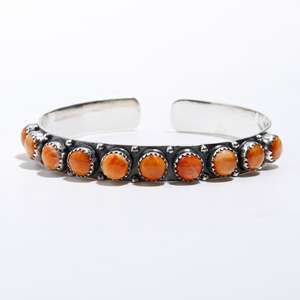Brazalete de piedras preciosas de ostra naranja semipreciosa, joyería para mujer, Plata de Ley 925, ostra naranja, joyería Navajo mexicana para mujer - Product Image 1