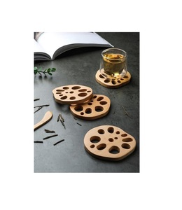 Posavasos de madera hechos a mano con acabado rústico de primera calidad para una elegante decoración de mesa de centro en hogares modernos y tradicionales - Product Image 1