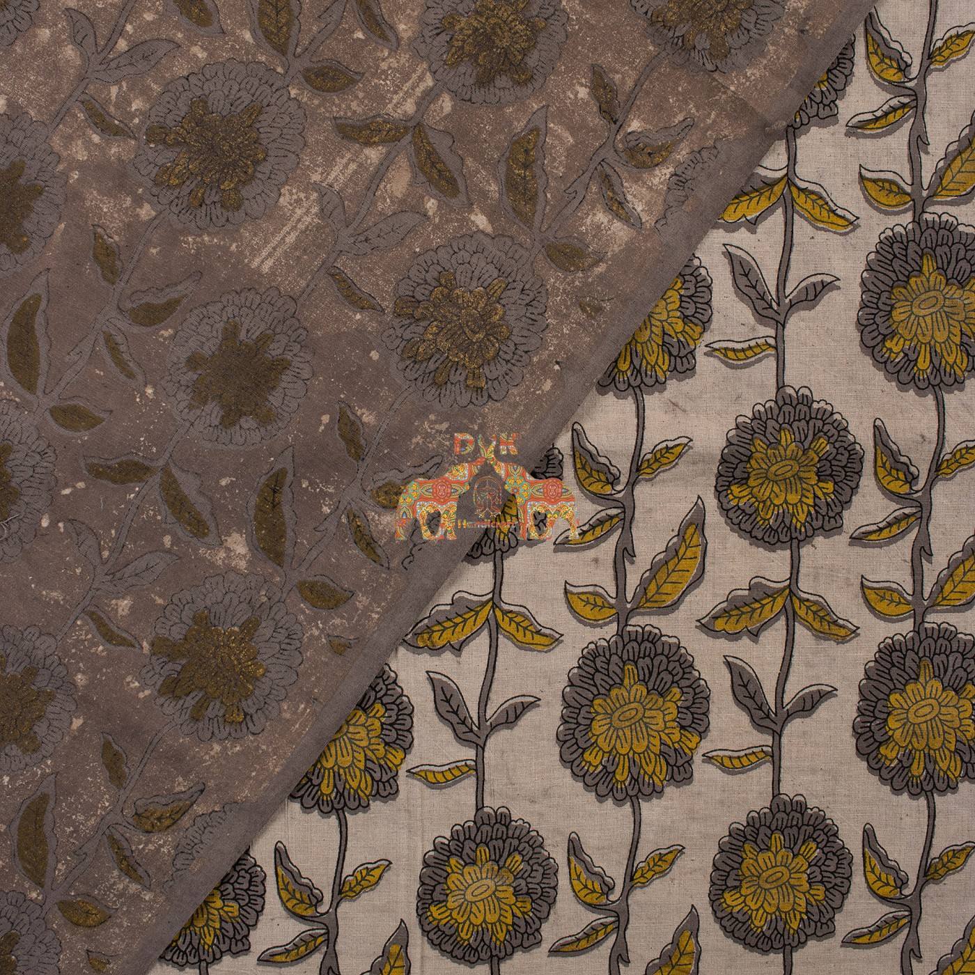 สีน้ำตาล