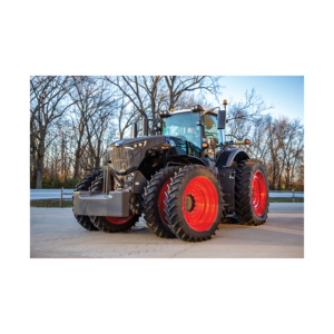 Tractor Claas Fendt 2WD para Uso Agrícola, Motor de 10 HP de Alta Calidad, Caja de Cambios y Bomba - Product Image 1