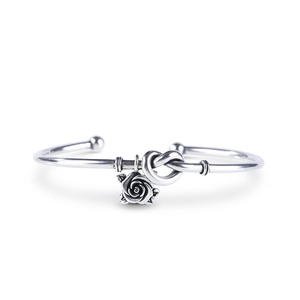 กำไลข้อมือแฟชั่น Jeulia Knot Love - Product Image 1