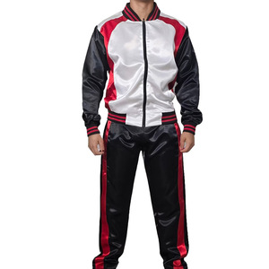 Chaqueta Cortavientos Ligera, Ecológica, Transpirable, Resistente al Viento, con Capucha y Logotipo Personalizado, Top Ventas Invierno 2026 - Product Image 1