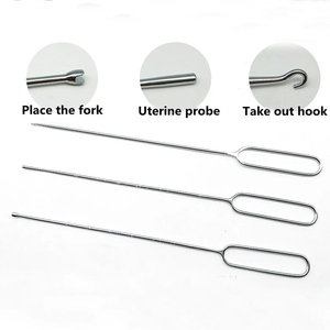 Ensemble de 3 instruments gynécologiques : sonde utérine manuelle, crochet d'extraction et fourche de placement - Product Image 1