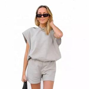 2021 tenue d'été pour femmes sweats à capuche respirants et short de survêtement ensemble survêtements pour femmes - Product Image 1