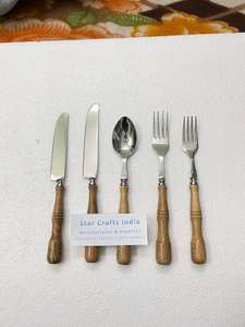 Couverts de conception moderne avec manche en bois, adaptés aux occasions familiales, en acier inoxydable, pour un usage quotidien à la maison et à l'hôtel - Product Image 4