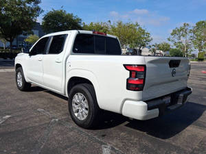 Nissan Frontier SV 2022 d'occasion en excellent état - Product Image 6