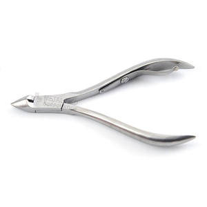 Coupe-ongles de voyage compact et léger taille portable avec lame incurvée pour doigts - Product Image 2