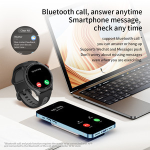 Montre de sport IGPSPORT AMOLED pour le suivi de la forme physique, GPS activé pour la natation et la course à pied, avec bracelet en silicone - Product Image 2