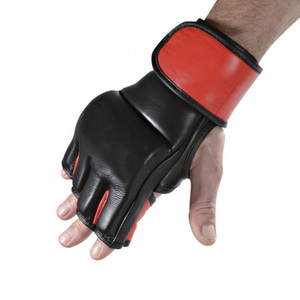 Gants de boxe MMA en PU de haute qualité, anti-humidité, personnalisables, avec sangle de poignet antidérapante, vente en gros, unisexes, pour le sparring - Product Image 4