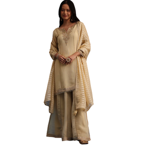 Vente en gros de vêtements ethniques pour femmes, Kurta Palazzo brodé beige avec Dupatta, fournisseur d'usine de vêtements OEM, fête et mariage sur mesure - Product Image 1