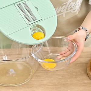 Coupe-légumes et <span class=keywords><strong>essoreuse</strong></span> à <span class=keywords><strong>salade</strong></span> <span class=keywords><strong>tout</strong></span>-en-un en plastique de qualité alimentaire pour la préparation des aliments en cuisine - Product Image 6