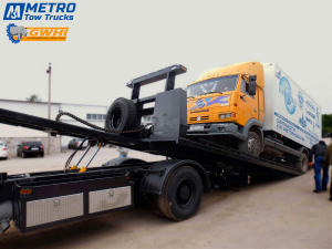 Remorqueuses Metro Camion à plat de 9 tonnes | Usine de chargement de glissière directe | Remorquage à plat international - Product Image 6