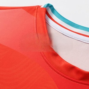 Poids léger hommes uniforme de football meilleurs trucs vente chaude haut tendance disponible en gros maillot de football uniforme avec logo personnalisé - Product Image 3