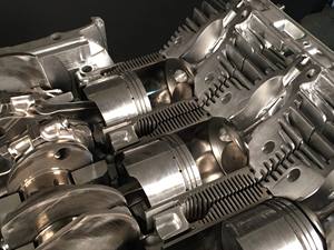 Modèle de bureau animé de Porsche 911 911/07 avec moteur Flat-Six, sculpture mécanique cinétique en métal pour les amateurs de voitures - Product Image 4